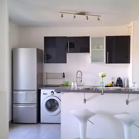 Apartment Perle Centre Saint-Priest (Rhone)